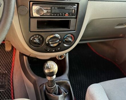 Серый Шевроле Лачетти, объемом двигателя 1.8 л и пробегом 183 тыс. км за 3100 $, фото 11 на Automoto.ua