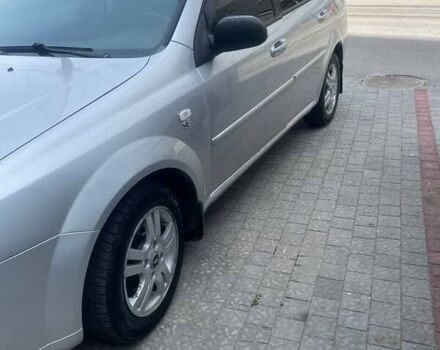 Серый Шевроле Лачетти, объемом двигателя 1.6 л и пробегом 250 тыс. км за 3500 $, фото 1 на Automoto.ua