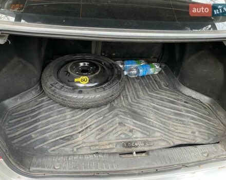 Серый Шевроле Лачетти, объемом двигателя 1.8 л и пробегом 224 тыс. км за 3200 $, фото 21 на Automoto.ua