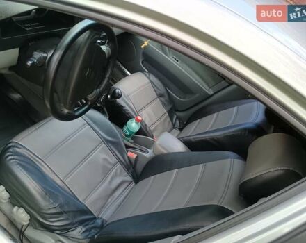 Сірий Шевроле Лачетті, об'ємом двигуна 1.6 л та пробігом 238 тис. км за 3999 $, фото 26 на Automoto.ua