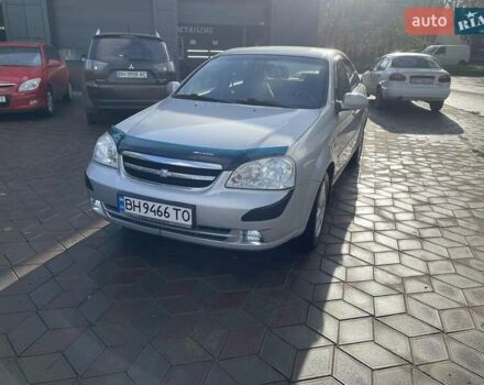 Серый Шевроле Лачетти, объемом двигателя 1.8 л и пробегом 225 тыс. км за 4400 $, фото 3 на Automoto.ua