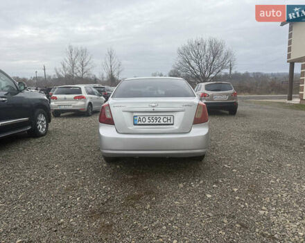 Серый Шевроле Лачетти, объемом двигателя 1.8 л и пробегом 300 тыс. км за 2800 $, фото 3 на Automoto.ua