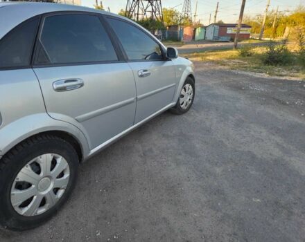 Серый Шевроле Лачетти, объемом двигателя 1.8 л и пробегом 245 тыс. км за 3200 $, фото 1 на Automoto.ua