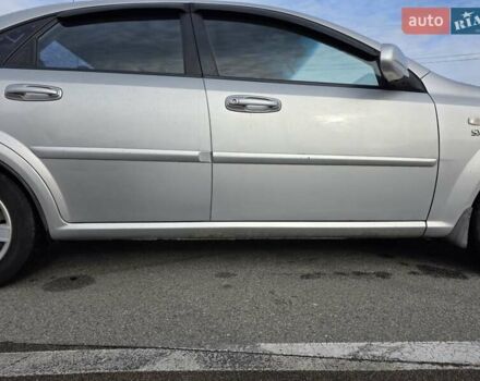 Сірий Шевроле Лачетті, об'ємом двигуна 1.8 л та пробігом 167 тис. км за 4000 $, фото 13 на Automoto.ua