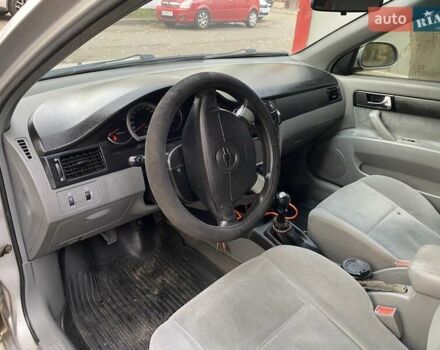 Серый Шевроле Лачетти, объемом двигателя 1.8 л и пробегом 224 тыс. км за 3200 $, фото 11 на Automoto.ua