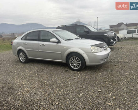 Серый Шевроле Лачетти, объемом двигателя 1.8 л и пробегом 300 тыс. км за 2800 $, фото 5 на Automoto.ua