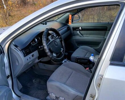 Серый Шевроле Лачетти, объемом двигателя 1.8 л и пробегом 189 тыс. км за 3999 $, фото 5 на Automoto.ua