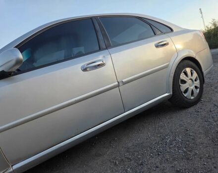 Серый Шевроле Лачетти, объемом двигателя 1.8 л и пробегом 240 тыс. км за 3650 $, фото 4 на Automoto.ua