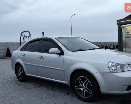 Сірий Шевроле Лачетті, об'ємом двигуна 1.8 л та пробігом 220 тис. км за 5600 $, фото 4 на Automoto.ua