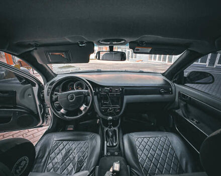 Серый Шевроле Лачетти, объемом двигателя 1.6 л и пробегом 350 тыс. км за 4000 $, фото 7 на Automoto.ua