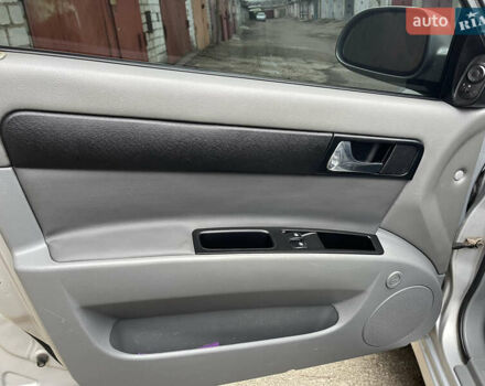 Серый Шевроле Лачетти, объемом двигателя 1.8 л и пробегом 294 тыс. км за 3900 $, фото 13 на Automoto.ua