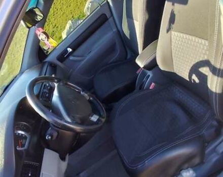 Сірий Шевроле Лачетті, об'ємом двигуна 1.8 л та пробігом 220 тис. км за 5600 $, фото 15 на Automoto.ua