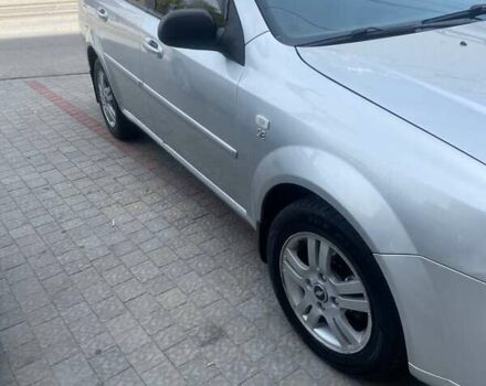 Серый Шевроле Лачетти, объемом двигателя 1.6 л и пробегом 250 тыс. км за 3500 $, фото 2 на Automoto.ua