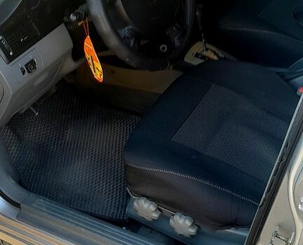 Серый Шевроле Лачетти, объемом двигателя 1.8 л и пробегом 210 тыс. км за 2700 $, фото 3 на Automoto.ua