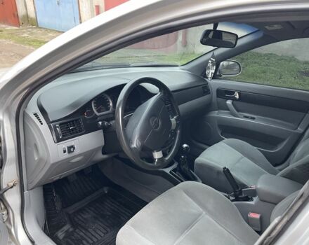 Серый Шевроле Лачетти, объемом двигателя 1.8 л и пробегом 294 тыс. км за 3900 $, фото 12 на Automoto.ua