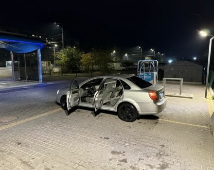 Серый Шевроле Лачетти, объемом двигателя 1.6 л и пробегом 270 тыс. км за 2750 $, фото 2 на Automoto.ua