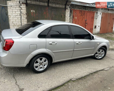 Серый Шевроле Лачетти, объемом двигателя 1.8 л и пробегом 294 тыс. км за 3900 $, фото 5 на Automoto.ua