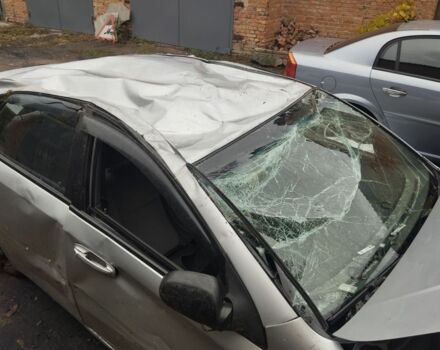 Серый Шевроле Лачетти, объемом двигателя 0 л и пробегом 180 тыс. км за 1000 $, фото 1 на Automoto.ua