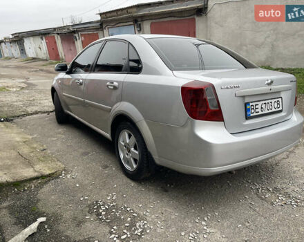 Серый Шевроле Лачетти, объемом двигателя 1.8 л и пробегом 294 тыс. км за 3900 $, фото 2 на Automoto.ua