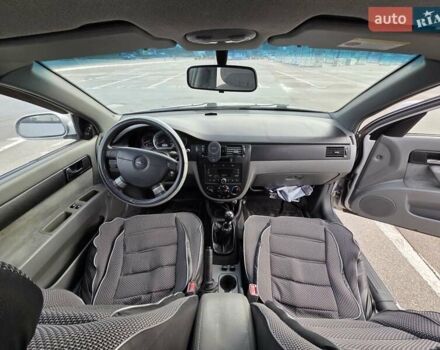 Сірий Шевроле Лачетті, об'ємом двигуна 1.8 л та пробігом 167 тис. км за 4000 $, фото 18 на Automoto.ua