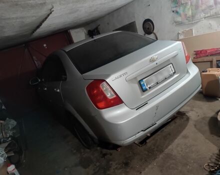 Серый Шевроле Лачетти, объемом двигателя 2 л и пробегом 276 тыс. км за 2400 $, фото 4 на Automoto.ua