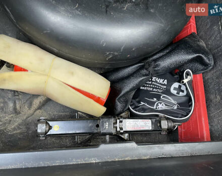 Серый Шевроле Лачетти, объемом двигателя 1.6 л и пробегом 144 тыс. км за 5300 $, фото 46 на Automoto.ua