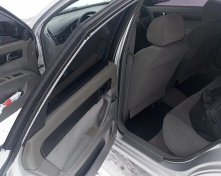 Серый Шевроле Лачетти, объемом двигателя 1.8 л и пробегом 241 тыс. км за 3000 $, фото 3 на Automoto.ua