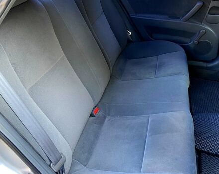 Серый Шевроле Лачетти, объемом двигателя 1.6 л и пробегом 225 тыс. км за 4500 $, фото 5 на Automoto.ua