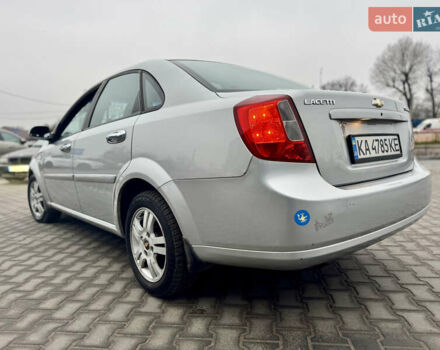 Серый Шевроле Лачетти, объемом двигателя 1.8 л и пробегом 125 тыс. км за 4700 $, фото 5 на Automoto.ua