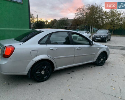 Серый Шевроле Лачетти, объемом двигателя 1.8 л и пробегом 294 тыс. км за 2600 $, фото 4 на Automoto.ua