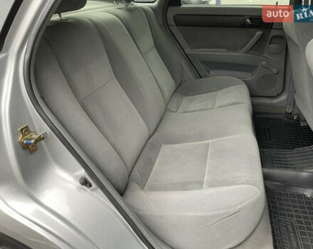 Серый Шевроле Лачетти, объемом двигателя 1.6 л и пробегом 144 тыс. км за 5300 $, фото 34 на Automoto.ua