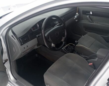 Серый Шевроле Лачетти, объемом двигателя 1.8 л и пробегом 241 тыс. км за 3000 $, фото 2 на Automoto.ua