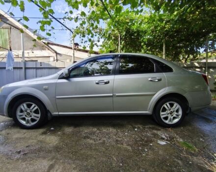 Серый Шевроле Лачетти, объемом двигателя 1.8 л и пробегом 180 тыс. км за 4200 $, фото 3 на Automoto.ua