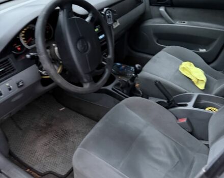 Серый Шевроле Лачетти, объемом двигателя 1.6 л и пробегом 200 тыс. км за 1600 $, фото 4 на Automoto.ua