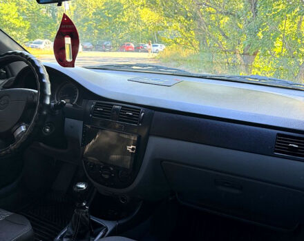 Серый Шевроле Лачетти, объемом двигателя 1.6 л и пробегом 312 тыс. км за 3500 $, фото 10 на Automoto.ua