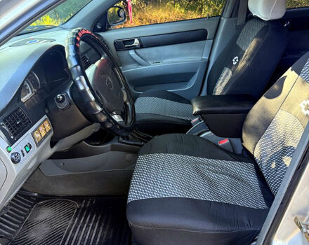 Серый Шевроле Лачетти, объемом двигателя 1.6 л и пробегом 312 тыс. км за 3500 $, фото 8 на Automoto.ua