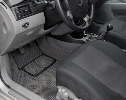 Серый Шевроле Лачетти, объемом двигателя 1.6 л и пробегом 157 тыс. км за 4900 $, фото 3 на Automoto.ua