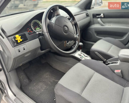 Серый Шевроле Лачетти, объемом двигателя 1.8 л и пробегом 125 тыс. км за 4700 $, фото 8 на Automoto.ua