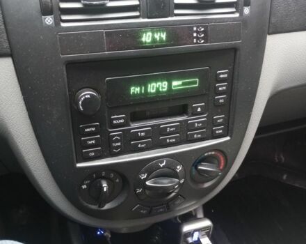 Серый Шевроле Лачетти, объемом двигателя 1.8 л и пробегом 241 тыс. км за 3000 $, фото 7 на Automoto.ua