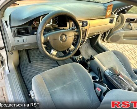 Серый Шевроле Лачетти, объемом двигателя 1.6 л и пробегом 253 тыс. км за 4999 $, фото 7 на Automoto.ua