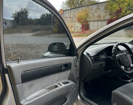 Серый Шевроле Лачетти, объемом двигателя 1.6 л и пробегом 255 тыс. км за 3600 $, фото 27 на Automoto.ua