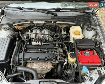 Серый Шевроле Лачетти, объемом двигателя 1.6 л и пробегом 255 тыс. км за 3600 $, фото 7 на Automoto.ua