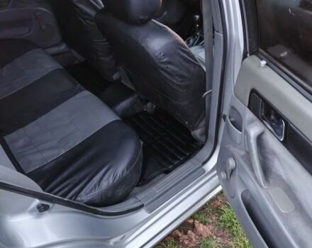 Сірий Шевроле Лачетті, об'ємом двигуна 1.8 л та пробігом 200 тис. км за 4000 $, фото 8 на Automoto.ua