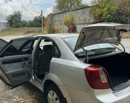 Серый Шевроле Лачетти, объемом двигателя 1.6 л и пробегом 255 тыс. км за 3600 $, фото 19 на Automoto.ua