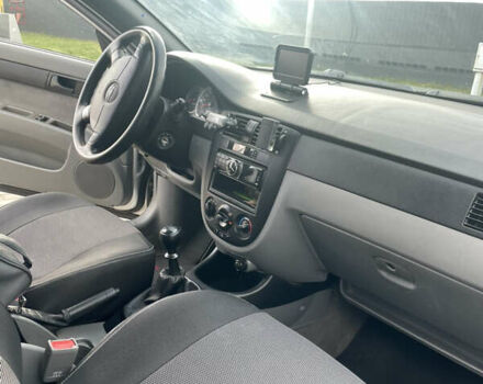 Серый Шевроле Лачетти, объемом двигателя 1.6 л и пробегом 107 тыс. км за 6200 $, фото 9 на Automoto.ua