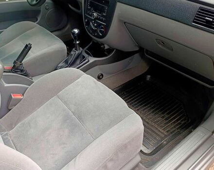 Сірий Шевроле Лачетті, об'ємом двигуна 1.8 л та пробігом 257 тис. км за 3700 $, фото 2 на Automoto.ua