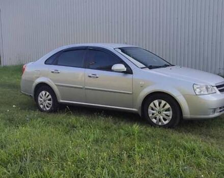 Серый Шевроле Лачетти, объемом двигателя 1.8 л и пробегом 175 тыс. км за 4600 $, фото 5 на Automoto.ua