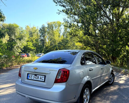 Серый Шевроле Лачетти, объемом двигателя 1.6 л и пробегом 312 тыс. км за 3500 $, фото 4 на Automoto.ua