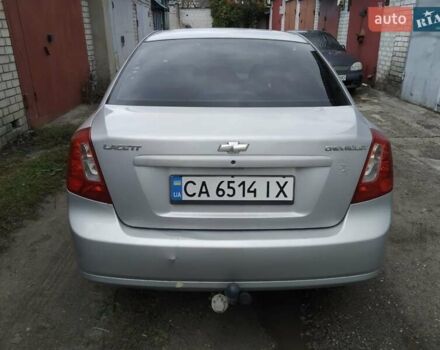 Серый Шевроле Лачетти, объемом двигателя 1.6 л и пробегом 197 тыс. км за 3800 $, фото 4 на Automoto.ua