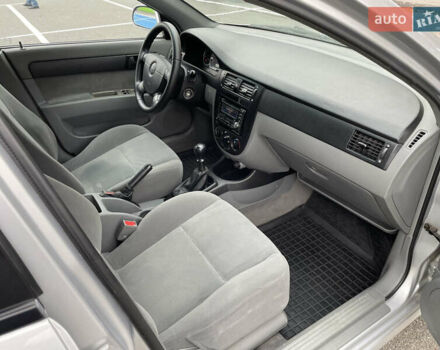 Серый Шевроле Лачетти, объемом двигателя 1.6 л и пробегом 144 тыс. км за 5300 $, фото 27 на Automoto.ua